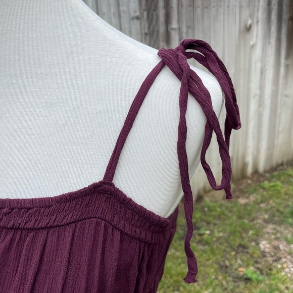 Kendall & Kylie shoulder tie tank top - Picture 3 of 6